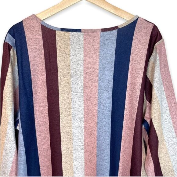 Luukse Striped Patch Pocket Shift Dress - Picture 7 of 9